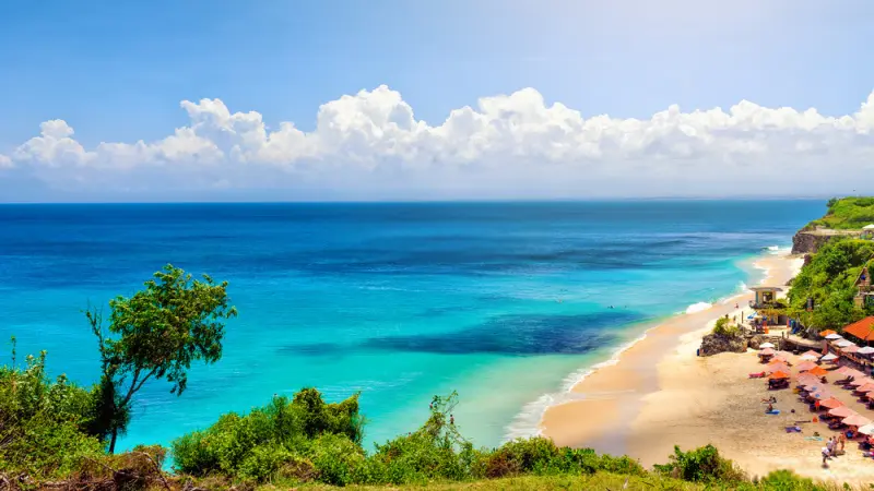 Pantai Dreamland, Kemewahan Panorama Pantai Eksotis di Pulau Dewata
